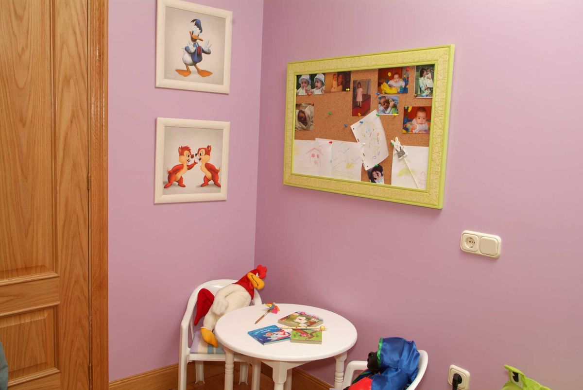 Enmarcar un panel de corcho paso 8