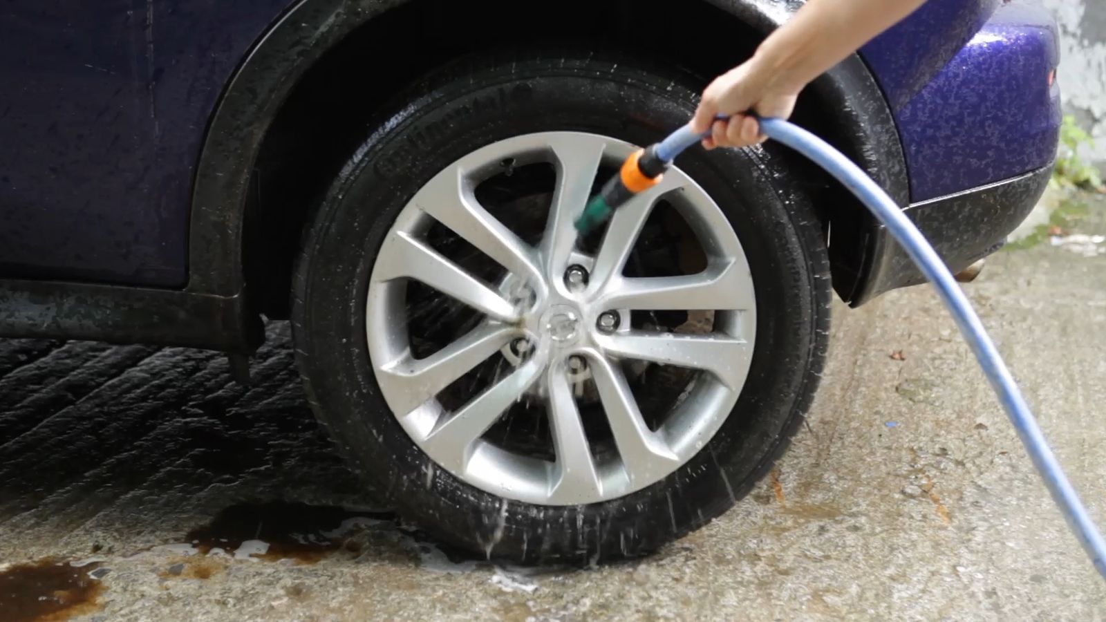 5 como limpiar llantas coche volgrass paso 3 5 como limpiar llantas coche volgrass paso 3