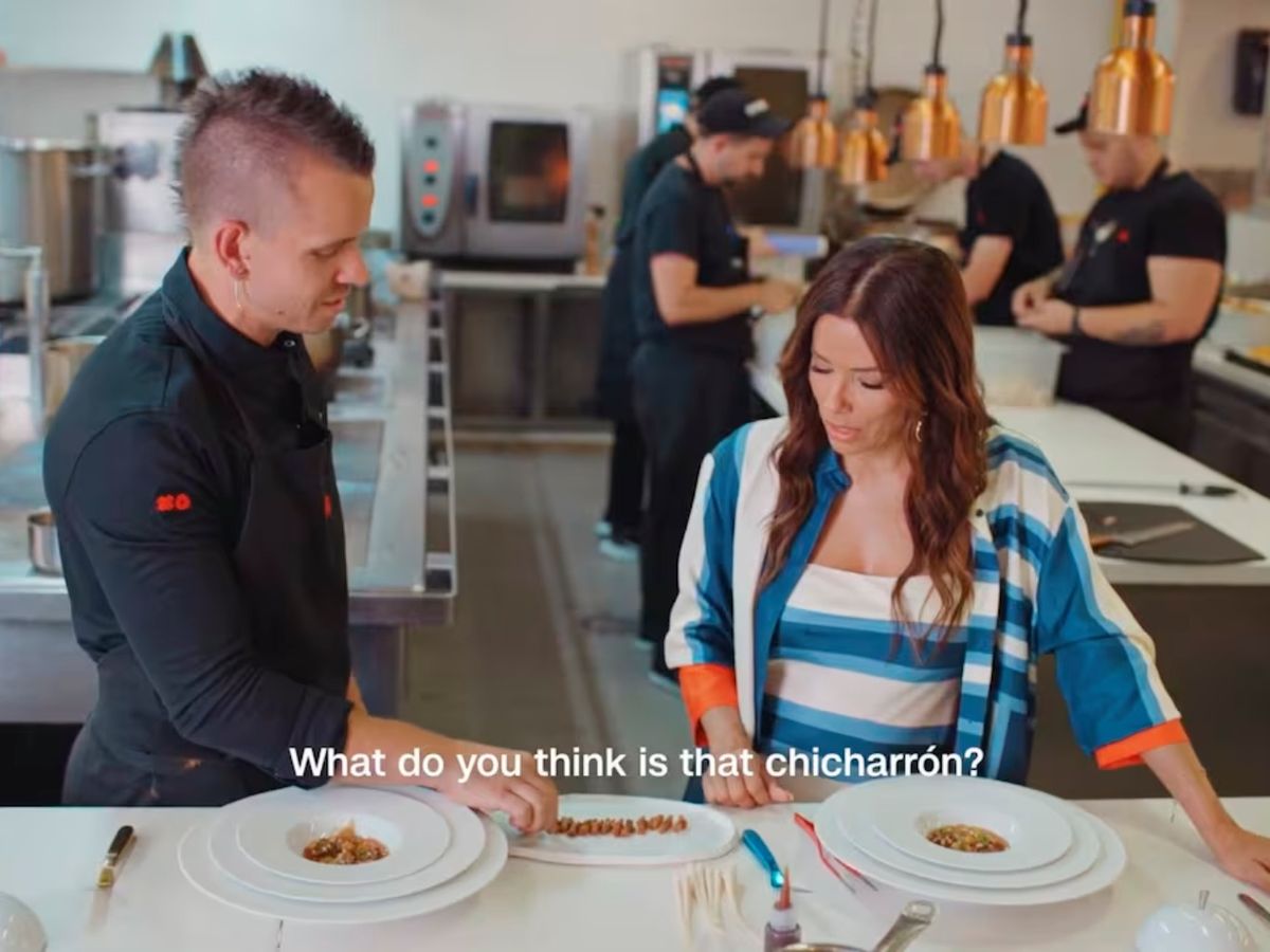 Dabiz Muñoz sorprende a Eva Longoria con un chicharrón especial
