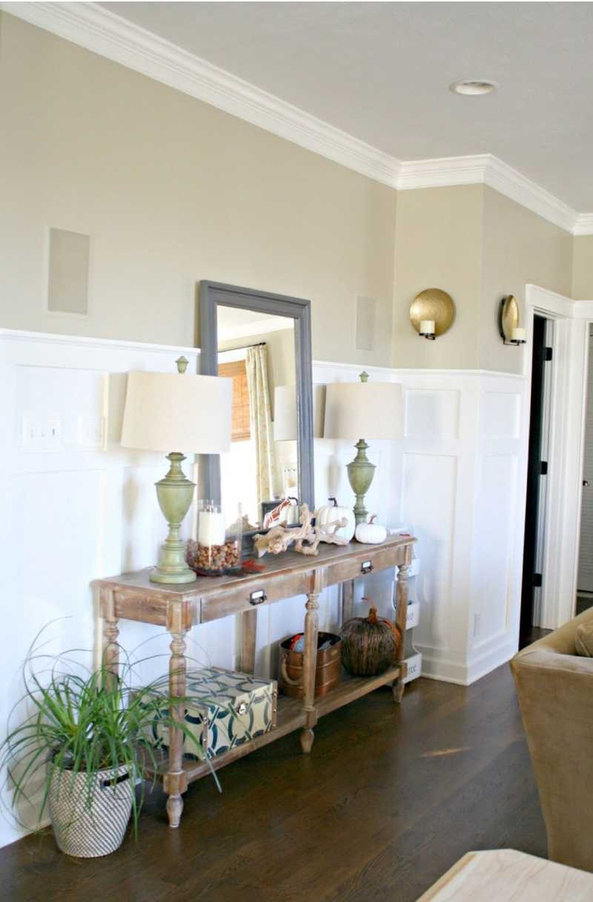 Espejo pintado con pintura a la tiza.