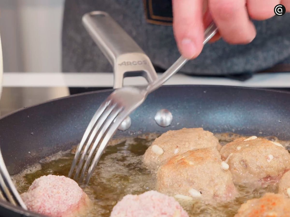 Albóndigas en salsa de cebolla - paso 2