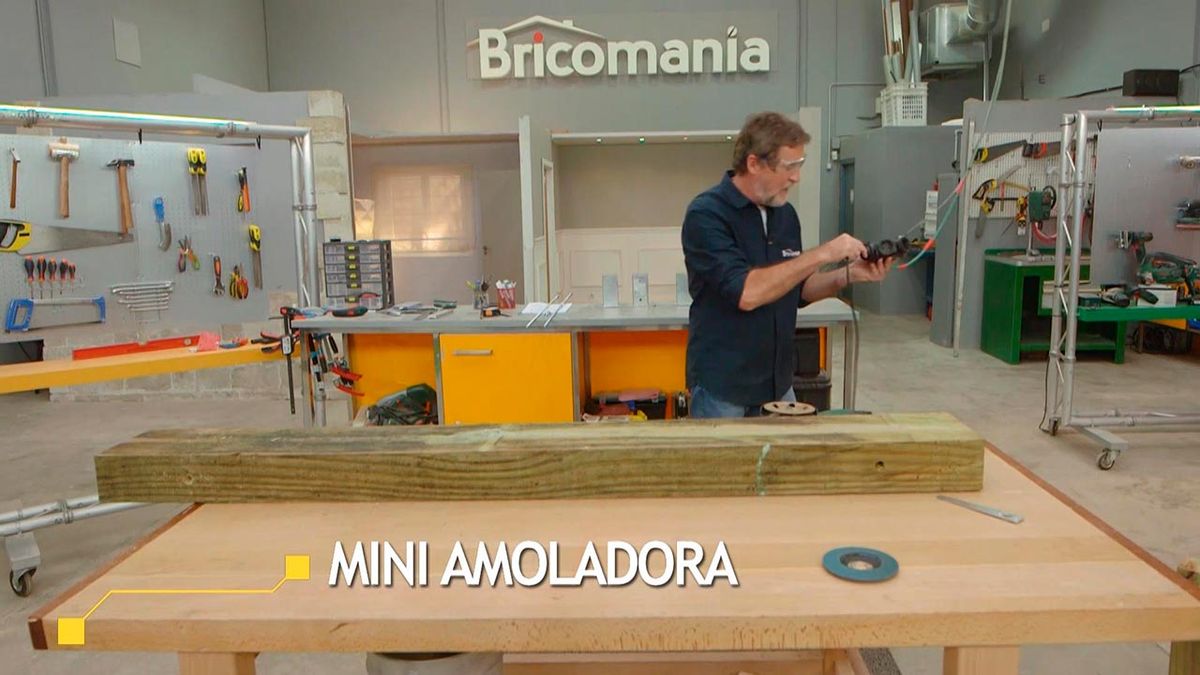 Brico 933 madera efecto rustico paso1