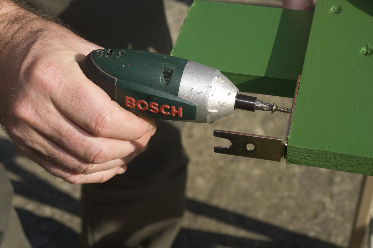 Bricomania 642 Cercado de madera paso 20