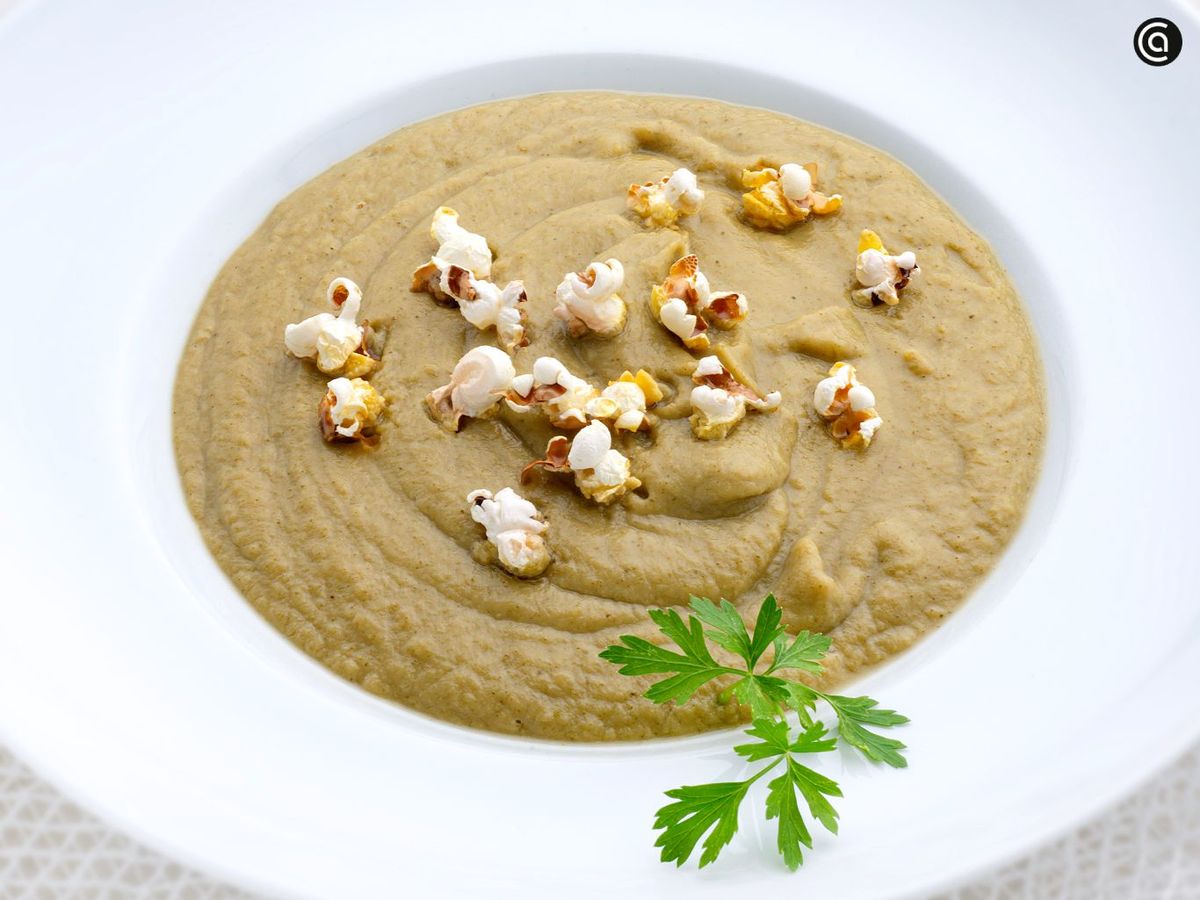 Crema de brócoli con palomitas de maíz de Karlos Arguiñano 1