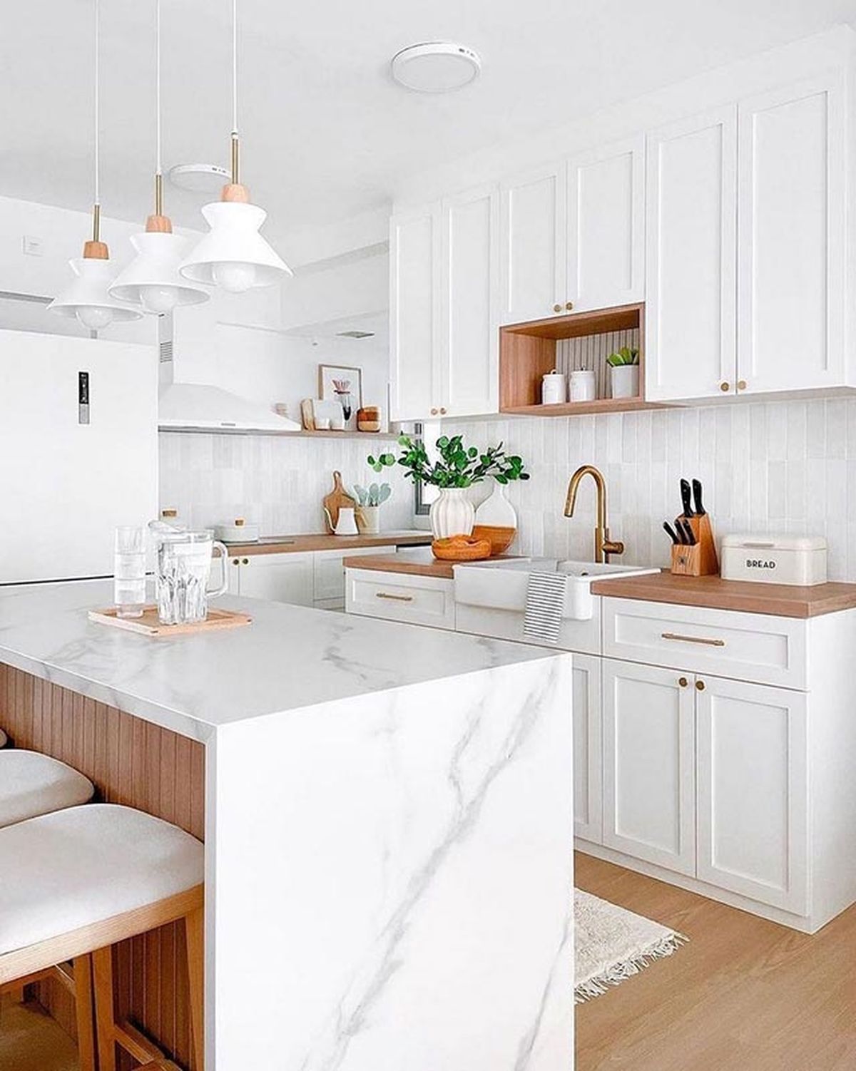 Cómo decorar una cocina pequeña de estilo moderno 9