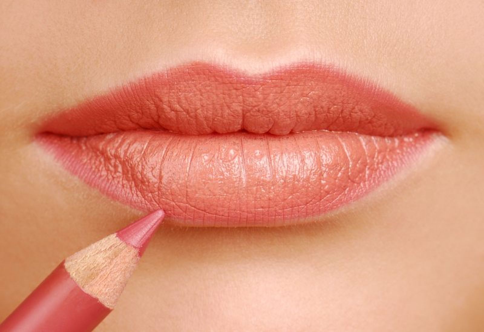 El color de labios, cuanto más natural sea, mejor El color de labios, cuanto más natural sea, mejor