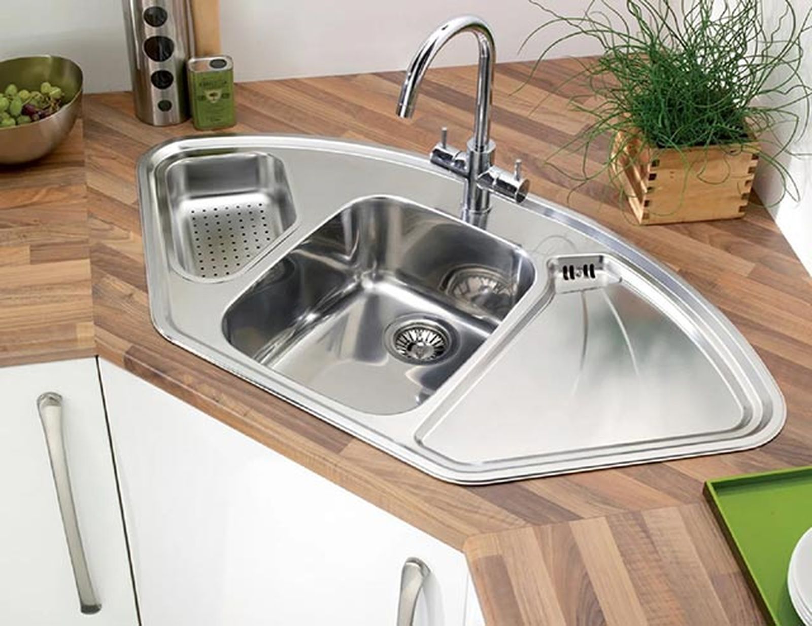 Cómo decorar una cocina pequeña de estilo moderno 14 Cómo decorar una cocina pequeña de estilo moderno 14