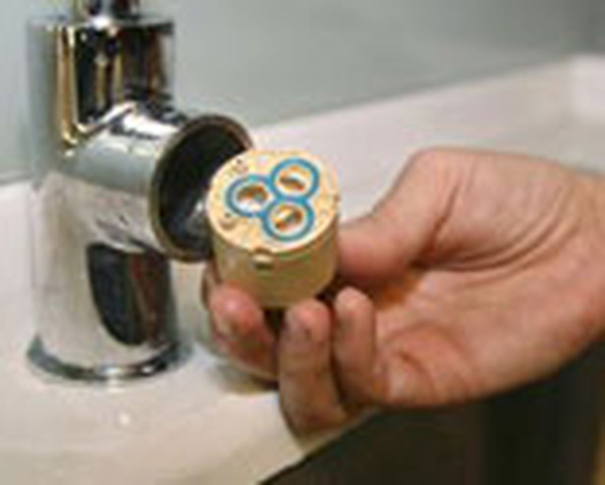 brico 0488 2 Puesta punto monomando cocina paso 5