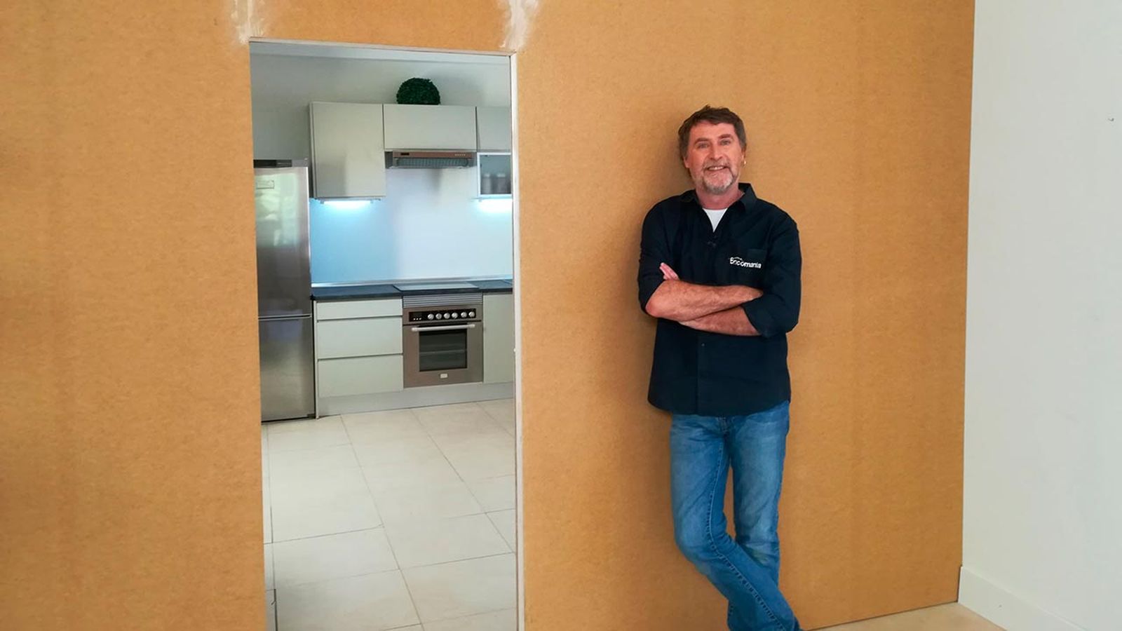 Cómo colocar un tabique de madera paso 10