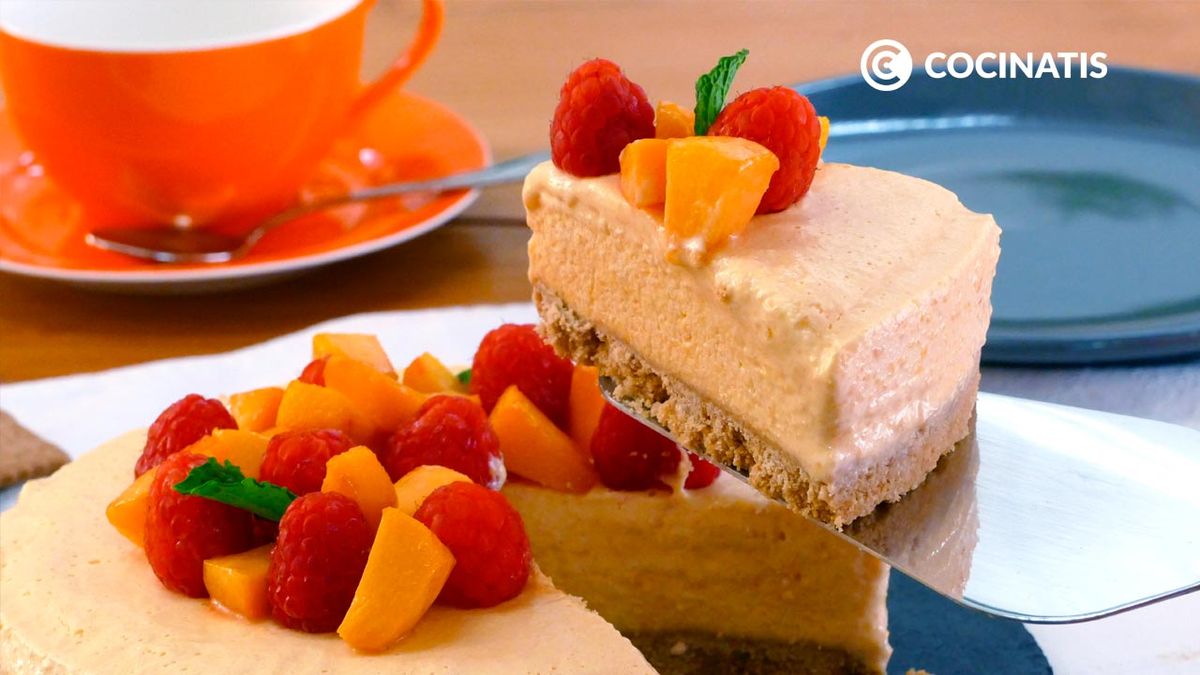 Receta de tarta fría de queso y melocotón  paso 6
