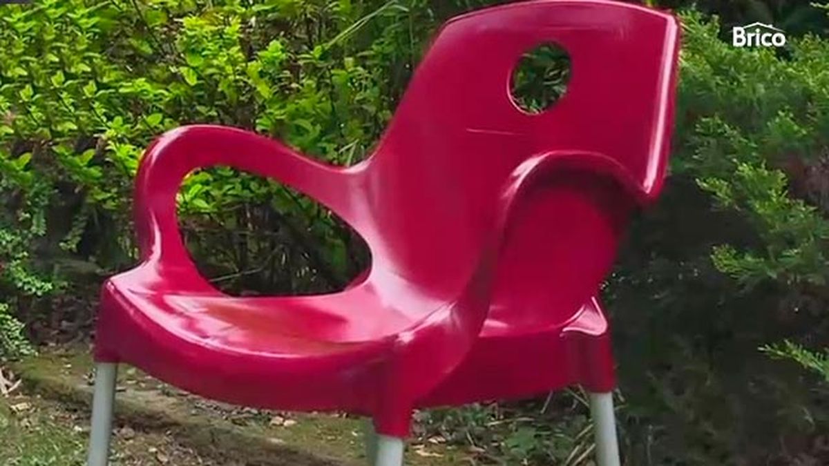 Como pintar sillas de plastico paso 11