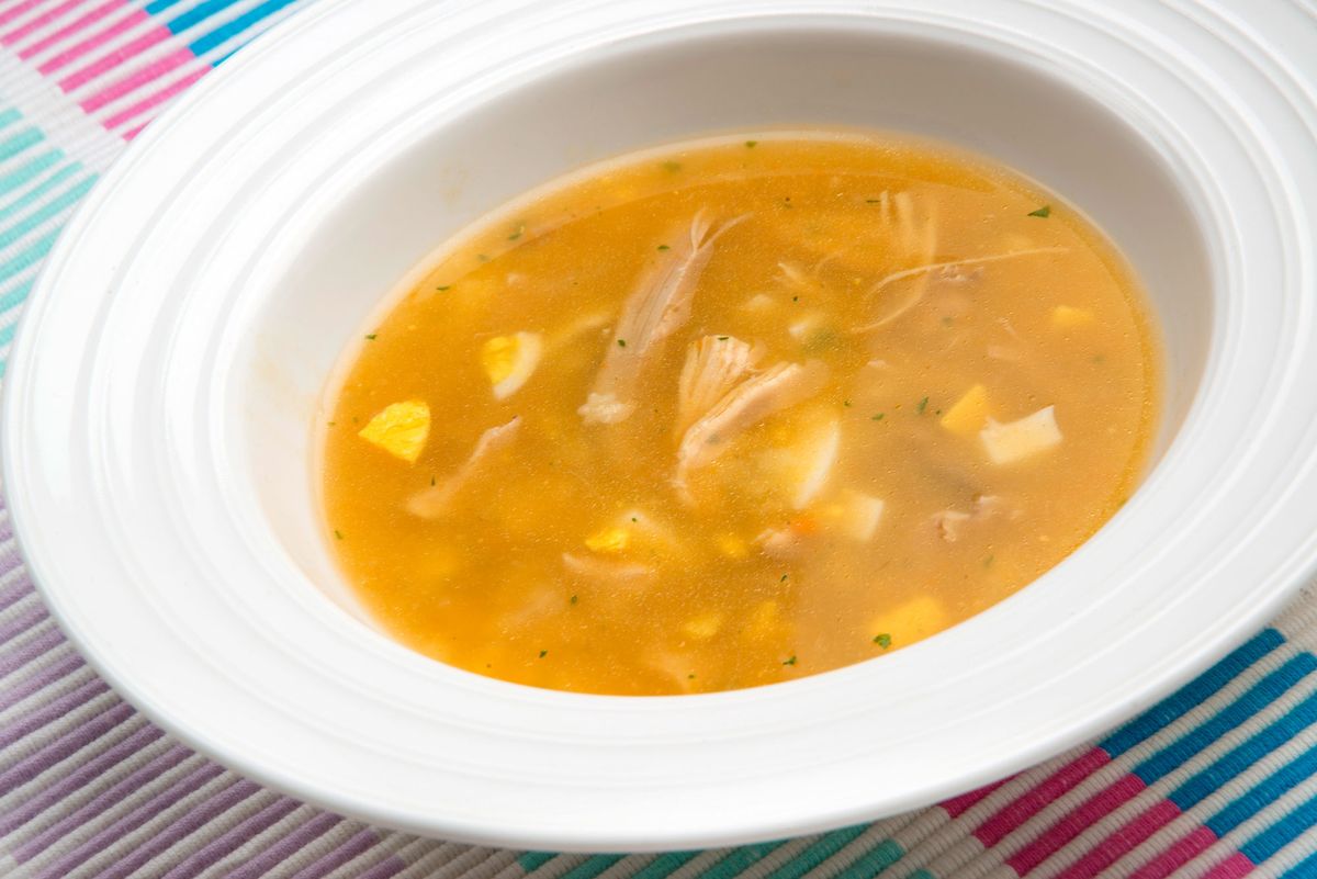 5690 1 Sopa de pollo con estrellitas (1075) xl