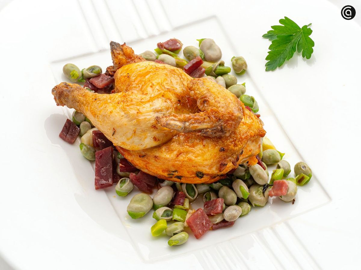 Picantones asados con habitas salteadas de Karlos Arguiñano