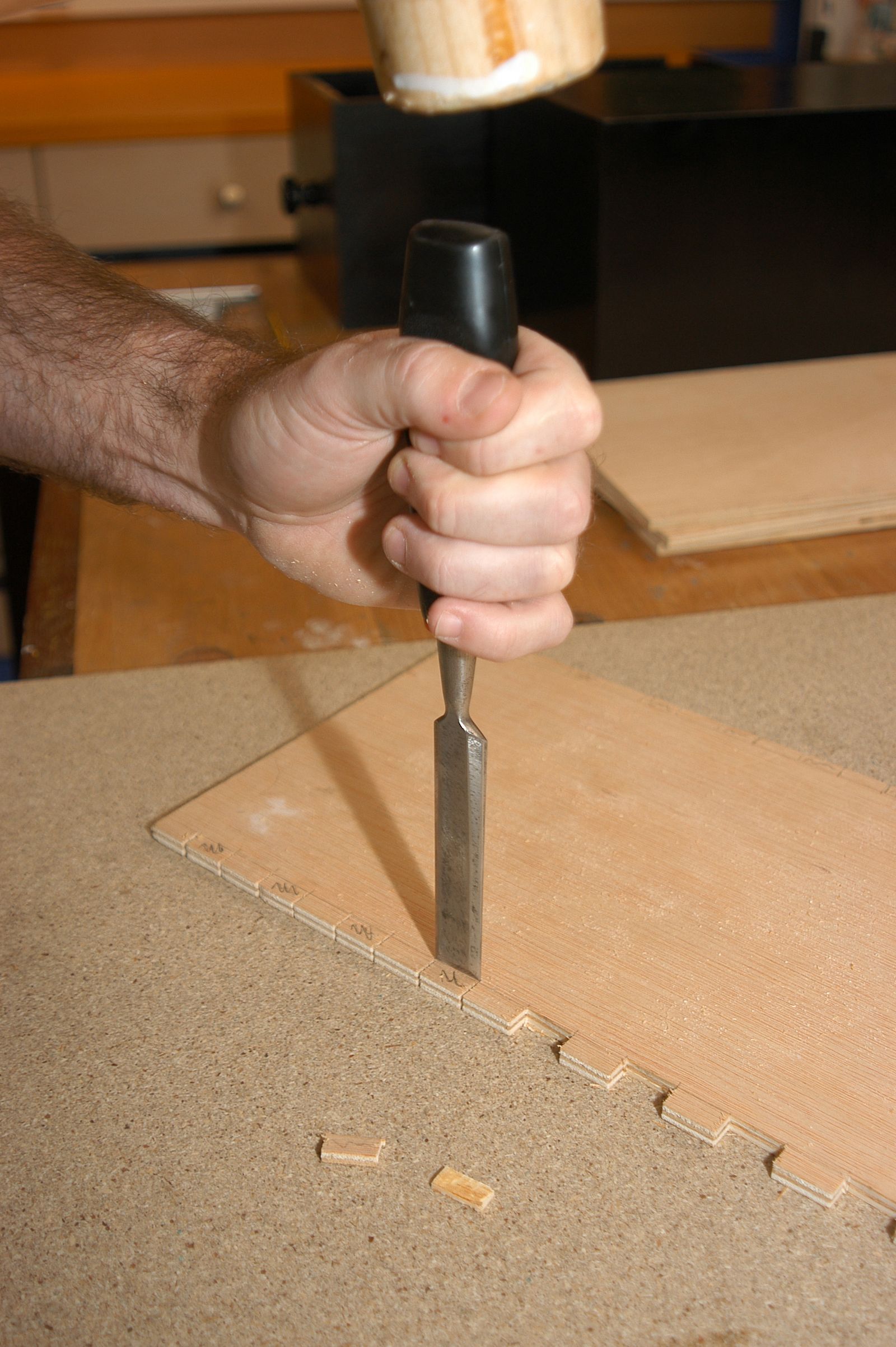 Cómo hacer una caja de magia paso 4