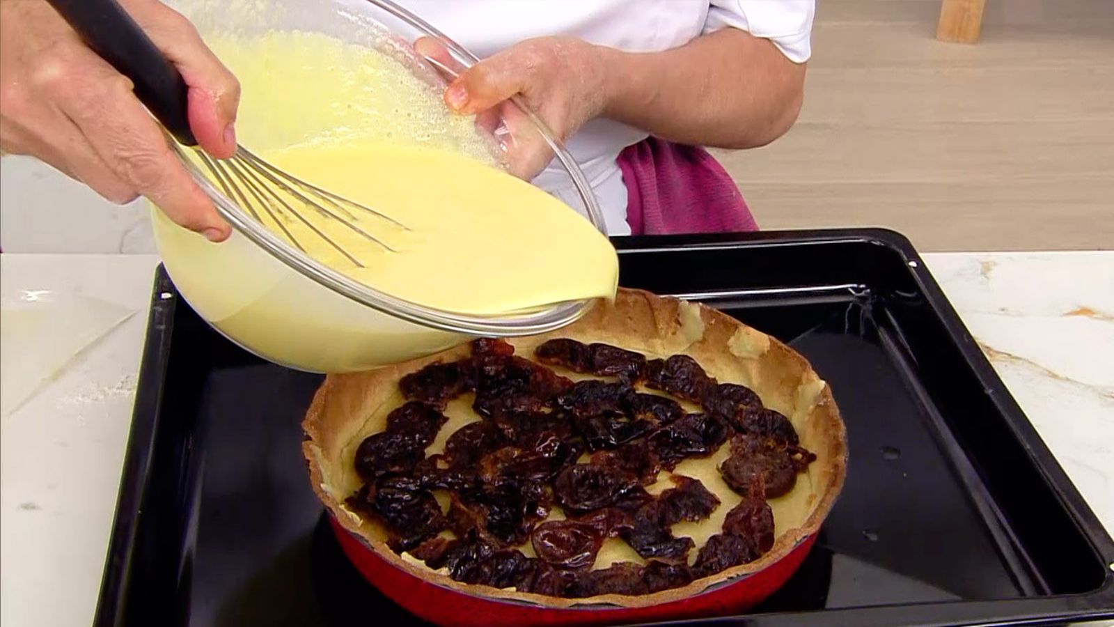 KARL66310320 receta de tarta de ciruelas pasas paso5 KARL66310320 receta de tarta de ciruelas pasas paso5