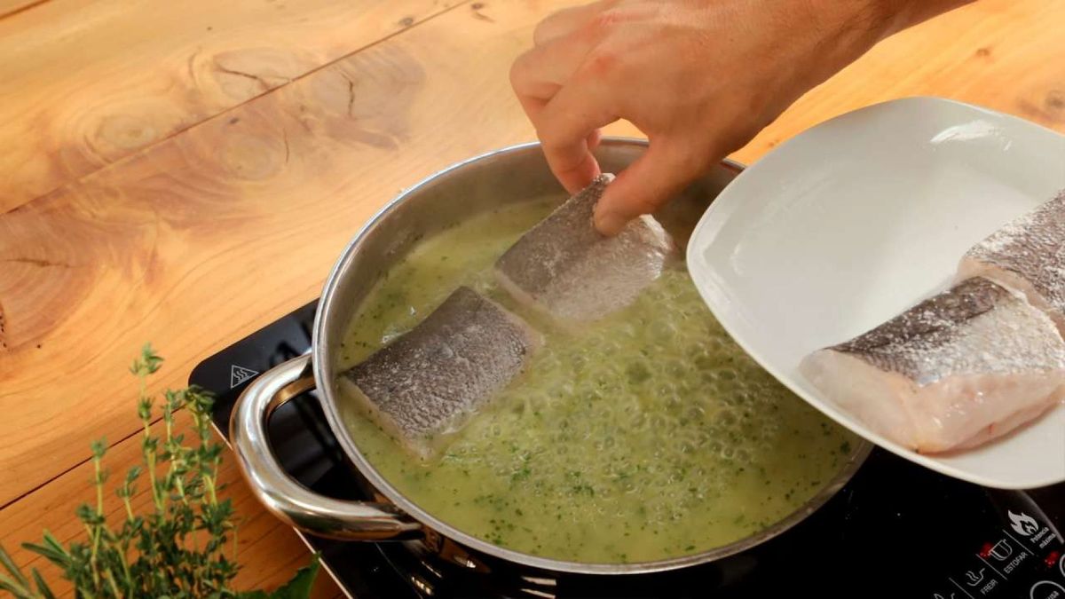 Merluza en salsa verde   Paso 4