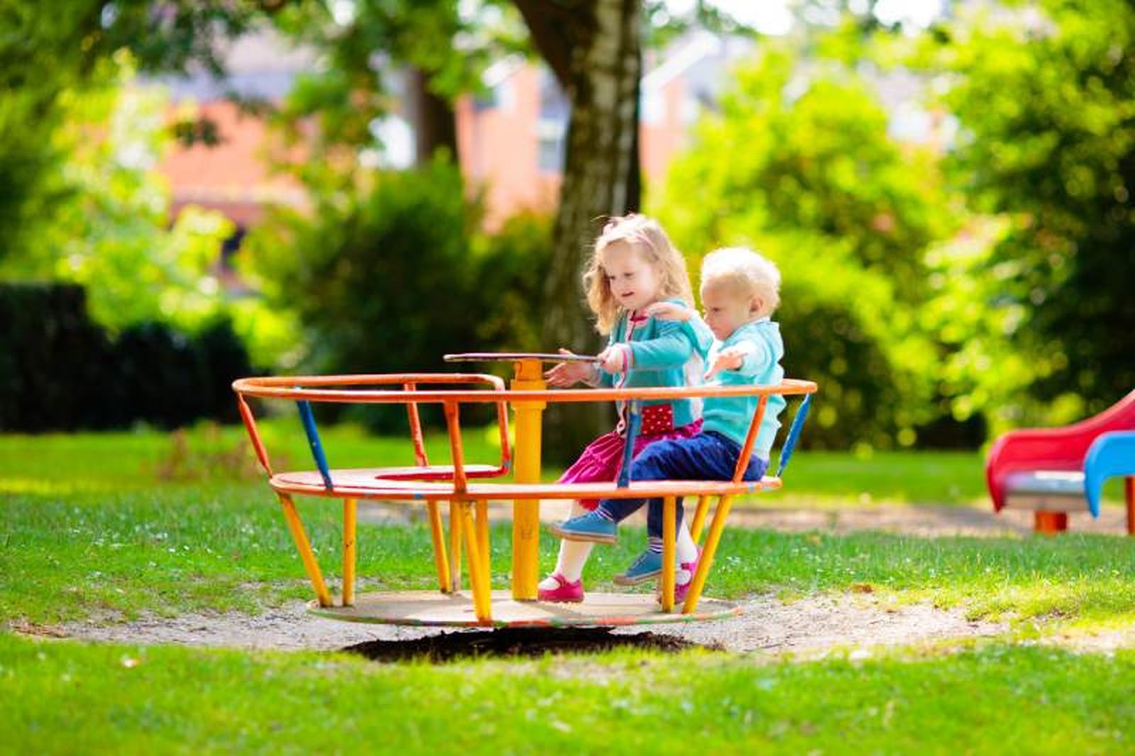 Incluye una zona de relajación y entretenimiento para los más pequeños. Incluye una zona de relajación y entretenimiento para los más pequeños.