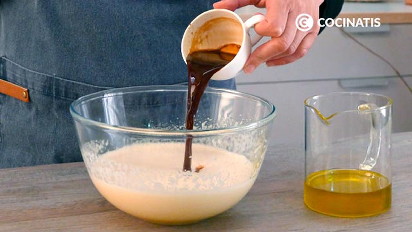 Receta de bizcocho de café y chocolate paso 2 Receta de bizcocho de café y chocolate paso 2