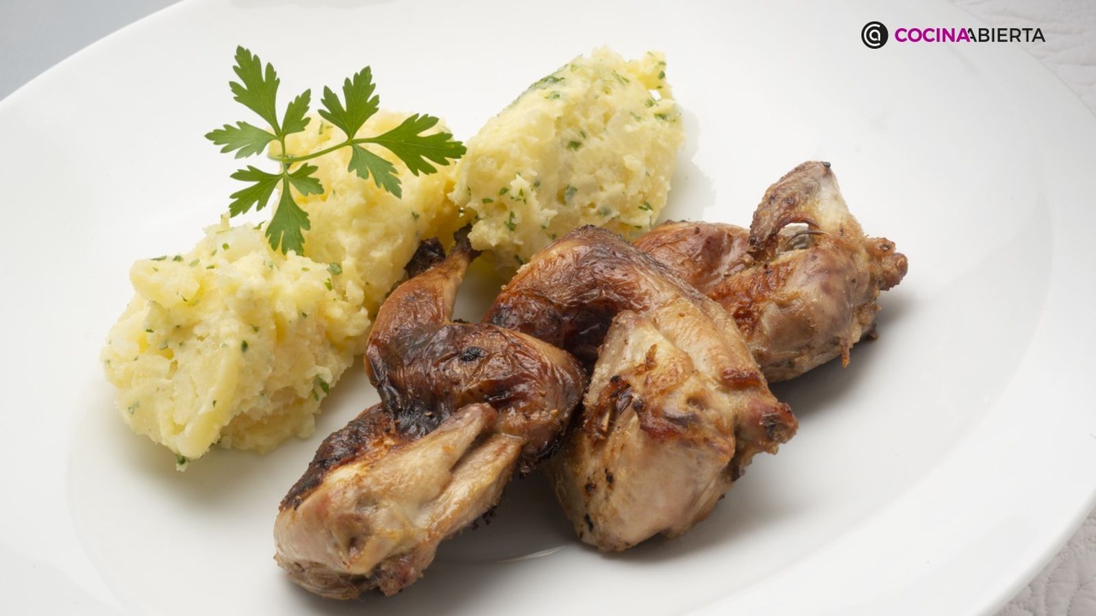 Codornices asadas con puré de patatas al alioli, de Karlos Arguiñano Codornices asadas con puré de patatas al alioli, de Karlos Arguiñano