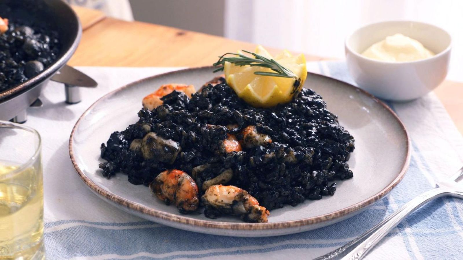 Arroz negro con calamar paso 7