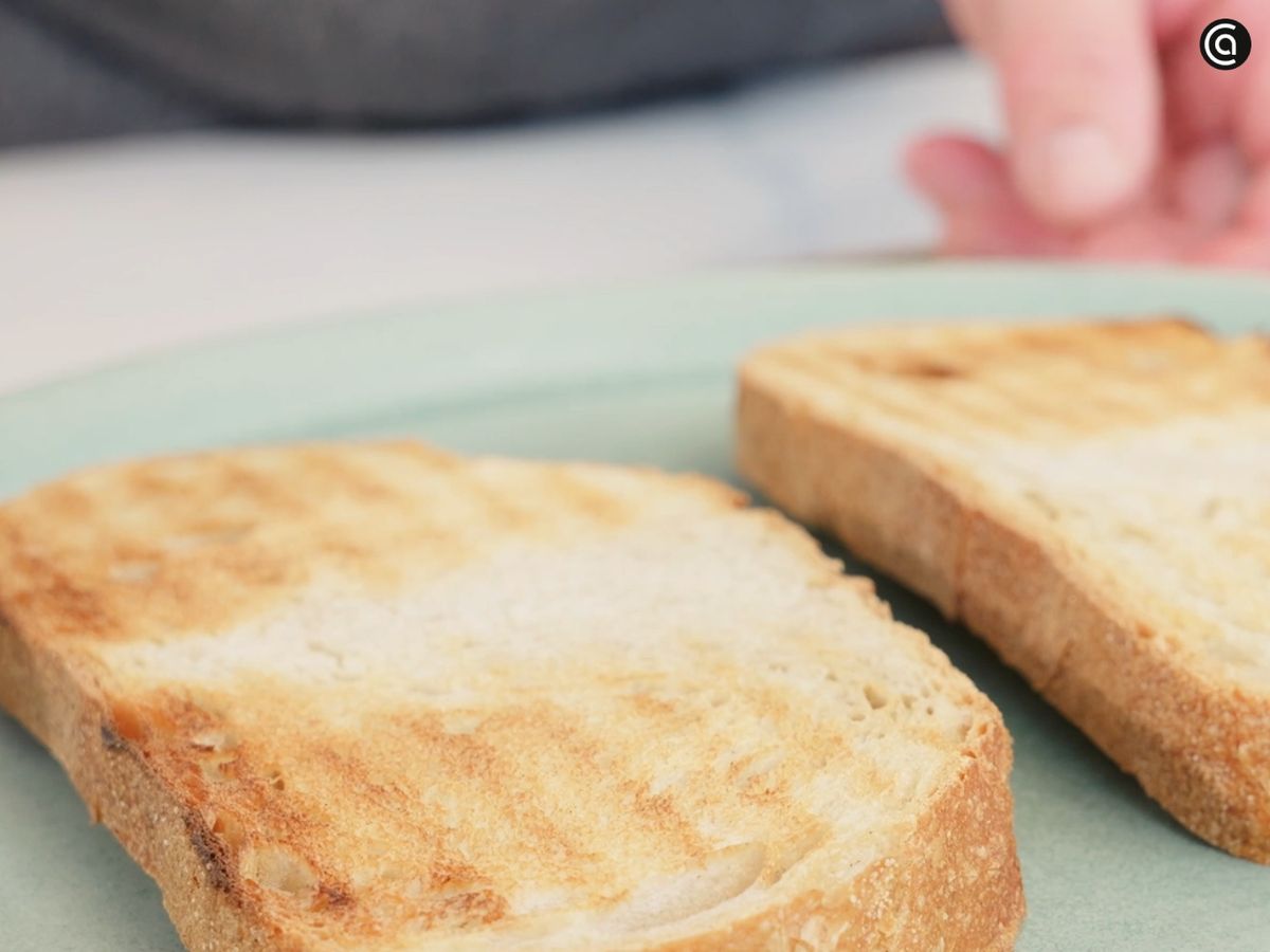 Bruschetta con queso de cabra - paso 1
