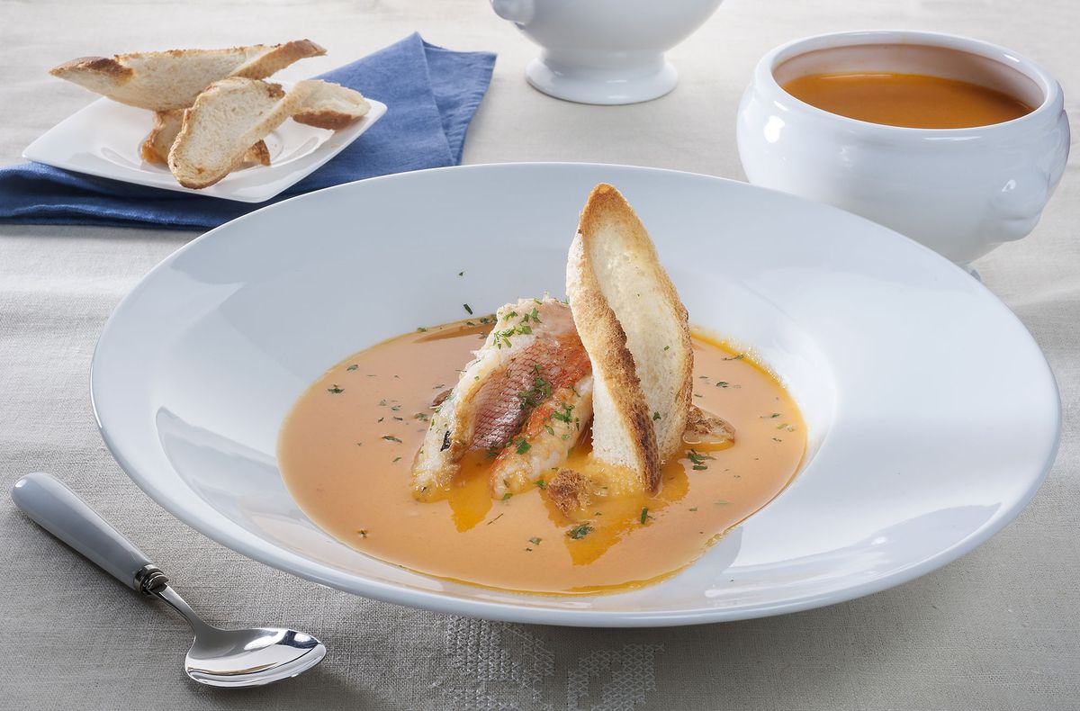 CABI0074 Amaia Lomitos de cabracho con sopa de tomate xl