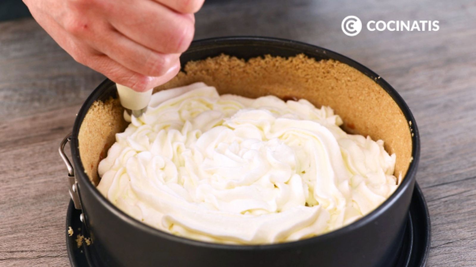 Cubre con nata montada CTIS0878 receta tarta banoffe paso 5