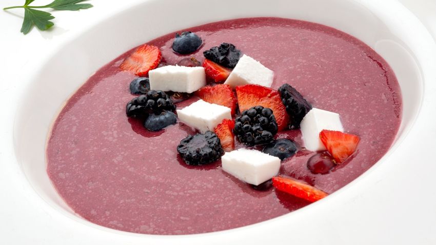Gazpacho de frutos rojos, receta sin tomate de Karlos Arguiñano