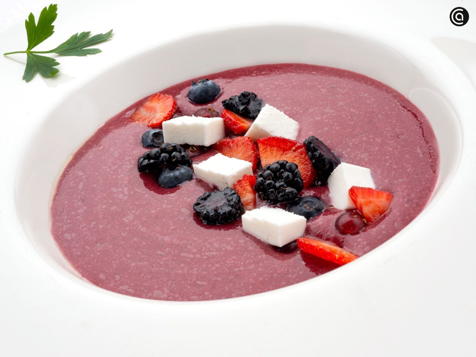 Gazpacho de frutos rojos, receta sin tomate de Karlos Arguiñano