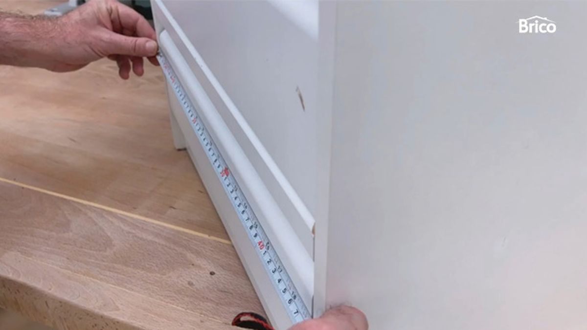 Como tunear una cómoda con madera paso 1