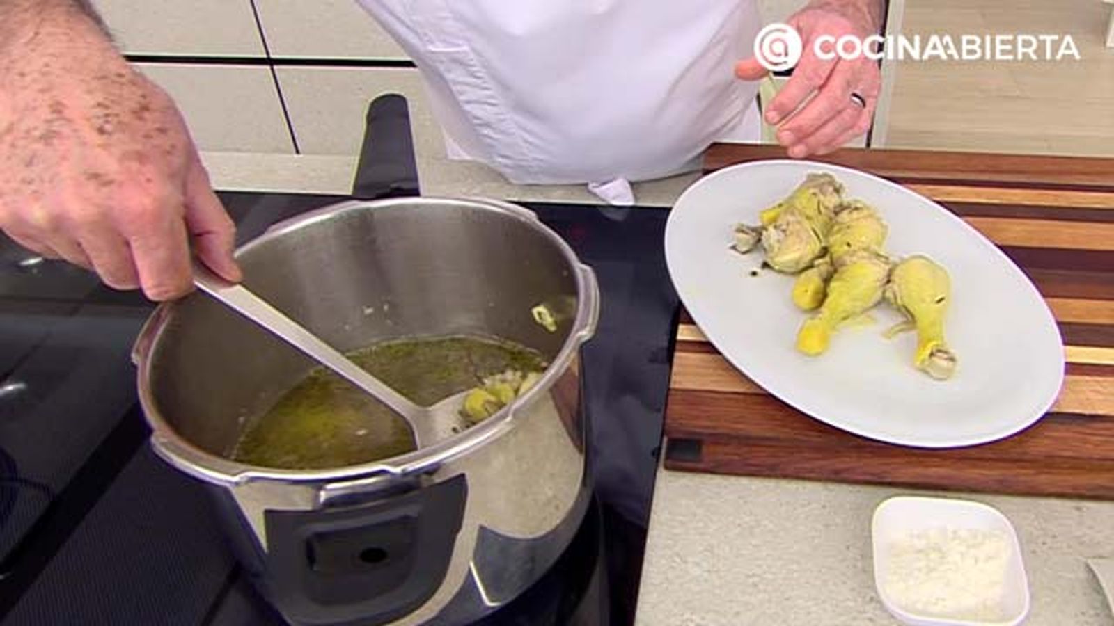 KARL6949 blanqueta pollo p2