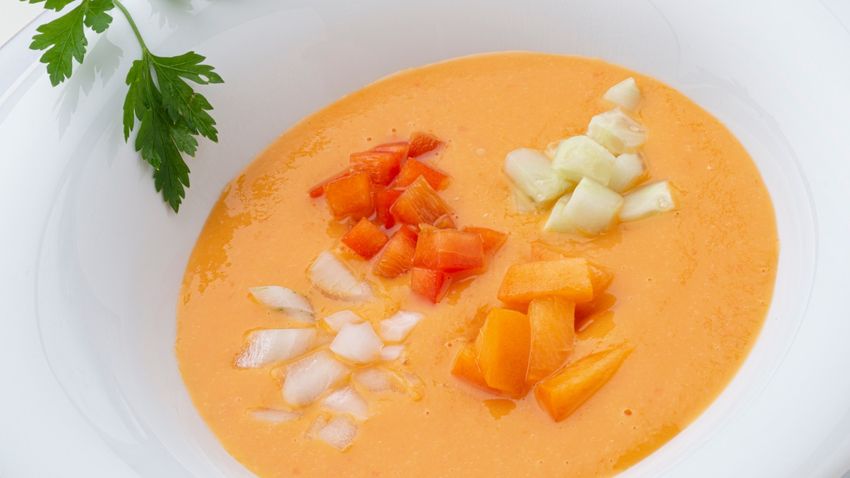 Gazpacho de albaricoque de Karlos Arguiñano, fácil en 15 minutos