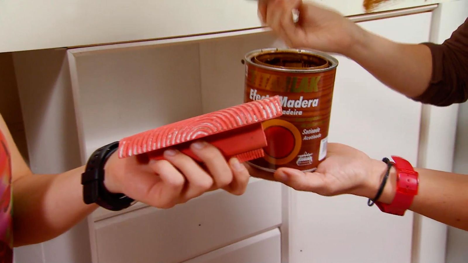 pintar muebles efecto madera con vetas paso3 pintar muebles efecto madera con vetas paso3