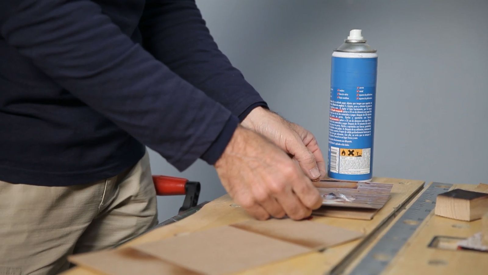 Cómo hacer un portaretratos de madera paso 6 Cómo hacer un portaretratos de madera paso 6