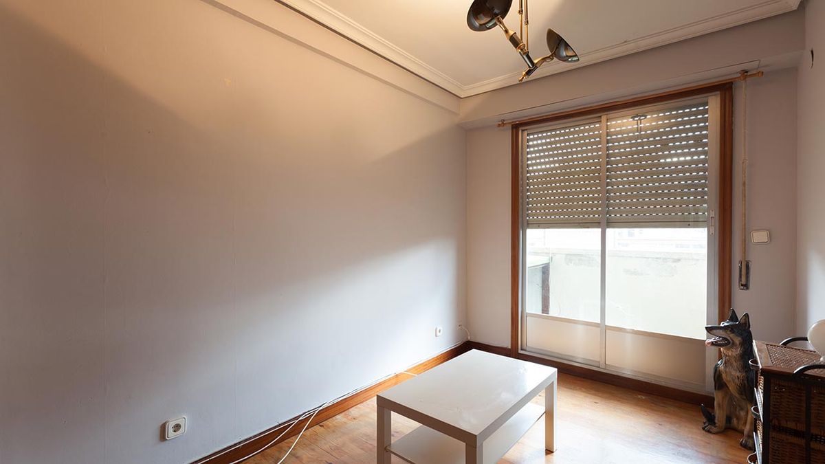 Decorar taller acogedor de joyería dibujo y pintura antes