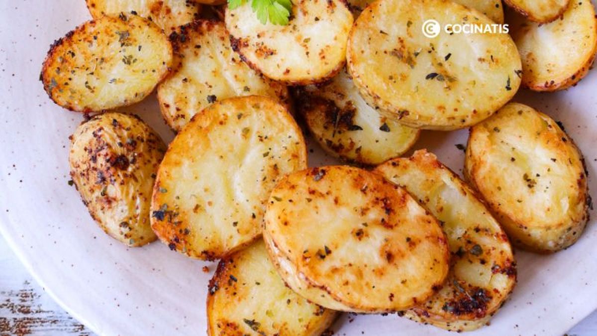 Patatas al horno panaderas