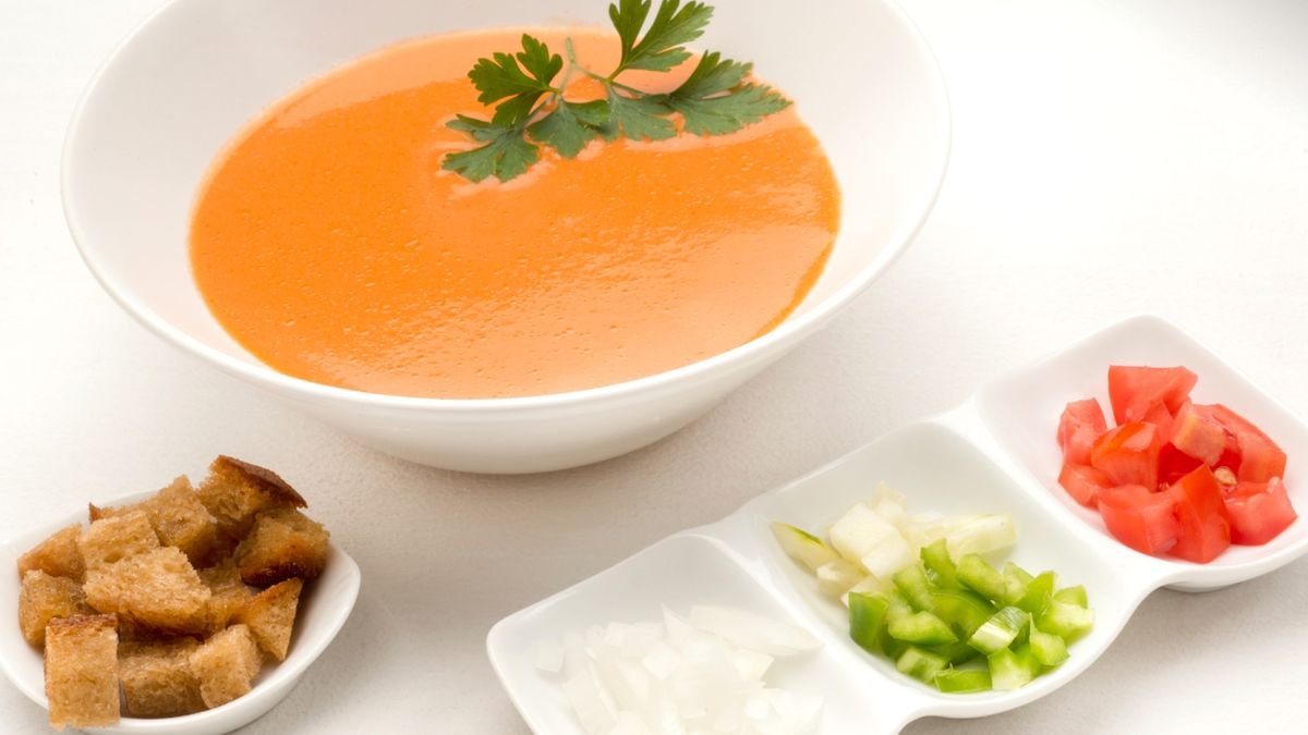 Receta refrescante y sencilla de gazpacho andaluz