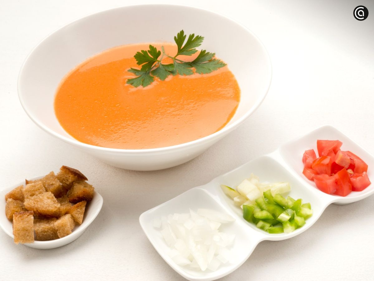 Receta refrescante y sencilla de gazpacho andaluz