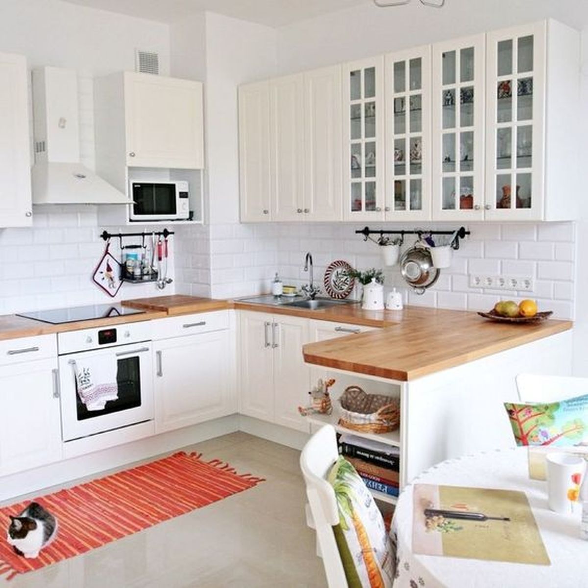 cocina pequena cuadrada en L