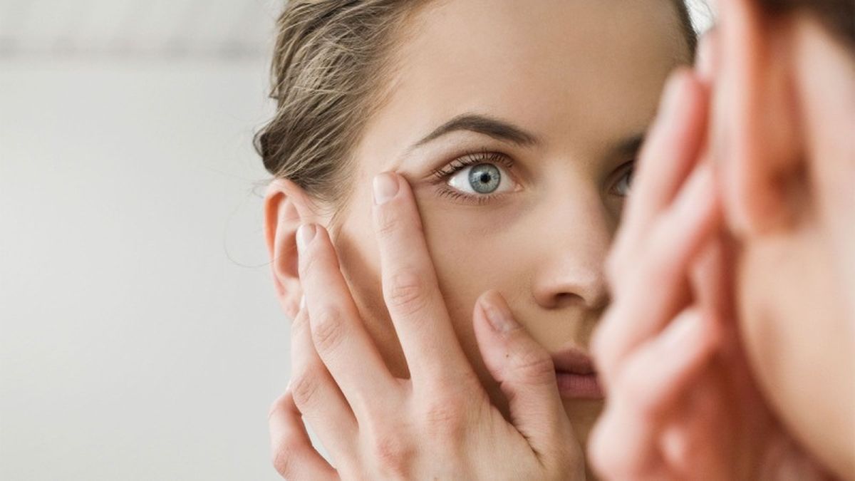 La parte de los ojos es fundamental para rejuvenecer tu mirada con el maquillaje