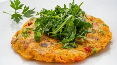 Tortilla paisana con rúcula