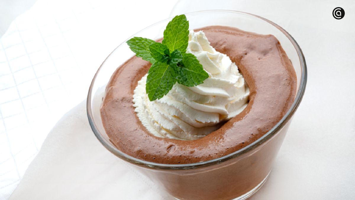 El postre perfecto para terminar tus comidas con un toque dulce, el mousse de chocolate