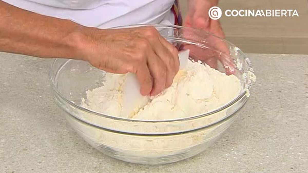 tarta de arandanos americana con masa quebrada casera receta facil eva arguinano paso1