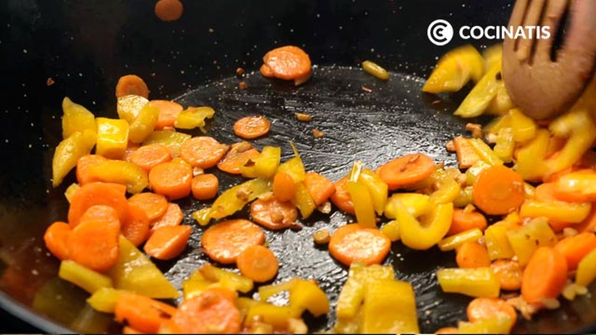 Receta de wok de carne de conejo y verduras  paso 2