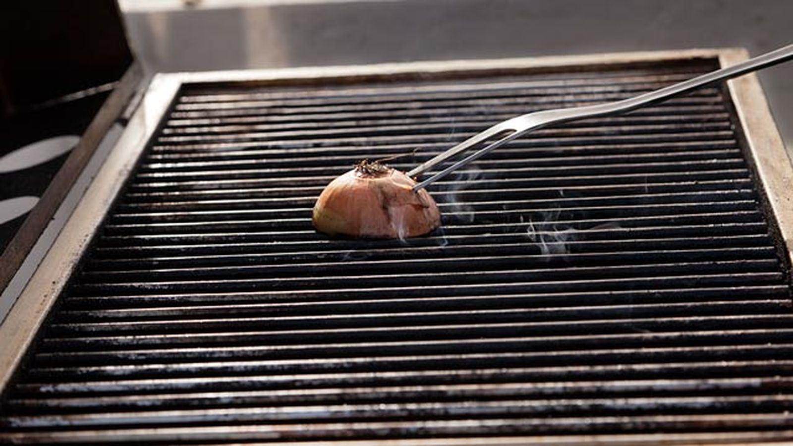 truco cebolla para limpiar parrilla barbacoa limpieza ecologica truco cebolla para limpiar parrilla barbacoa limpieza ecologica