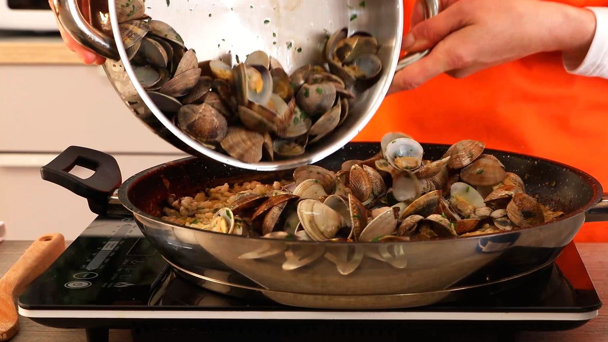 Receta de arroz con almejas   paso 6