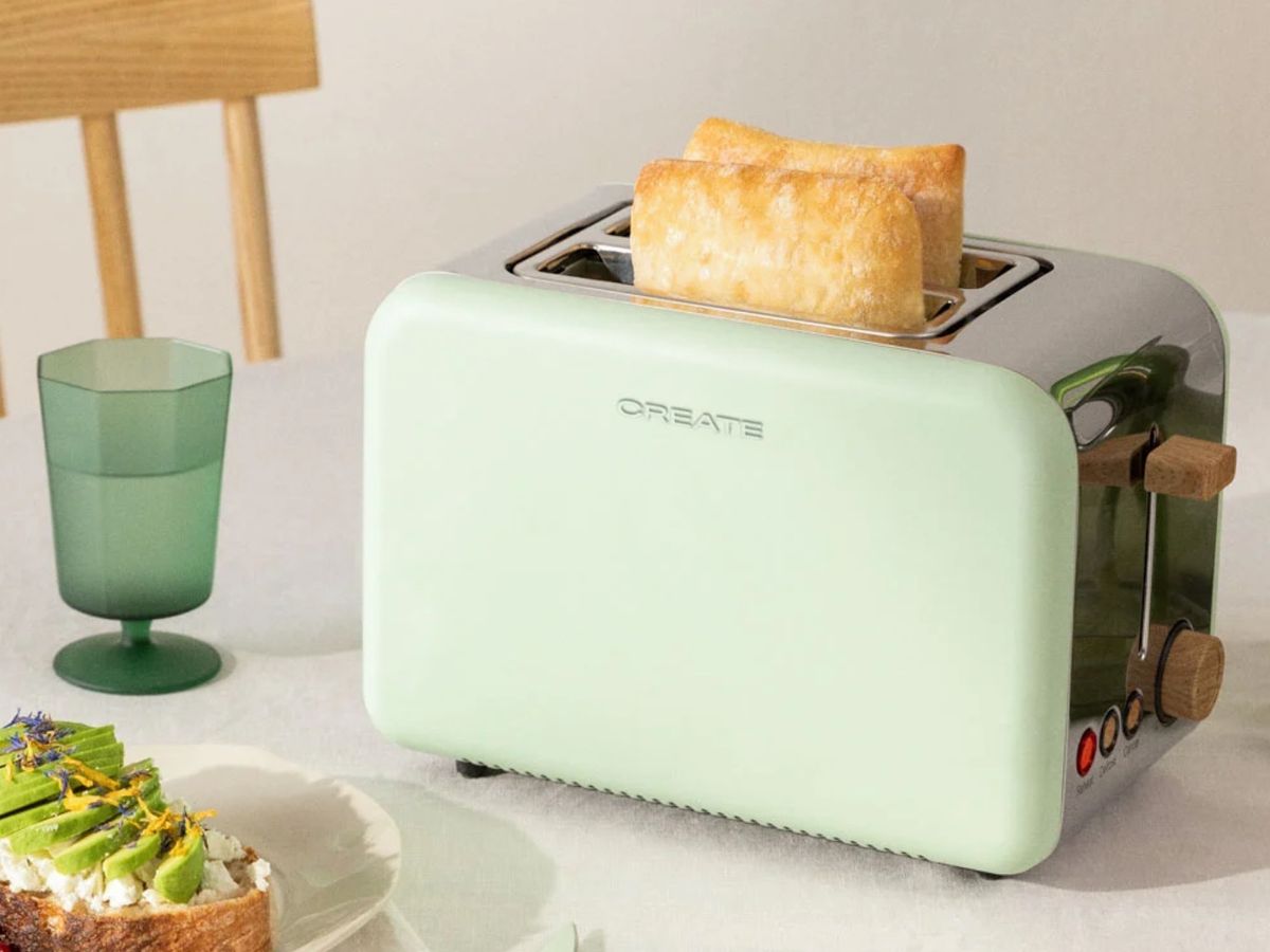 La Toast Retro de Create destaca por sus detalles en acero inoxidable