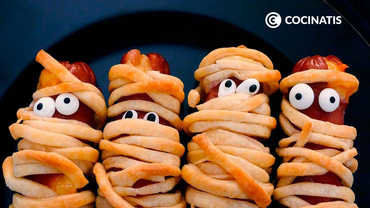Recetas de Halloween para niños  salchichas momia