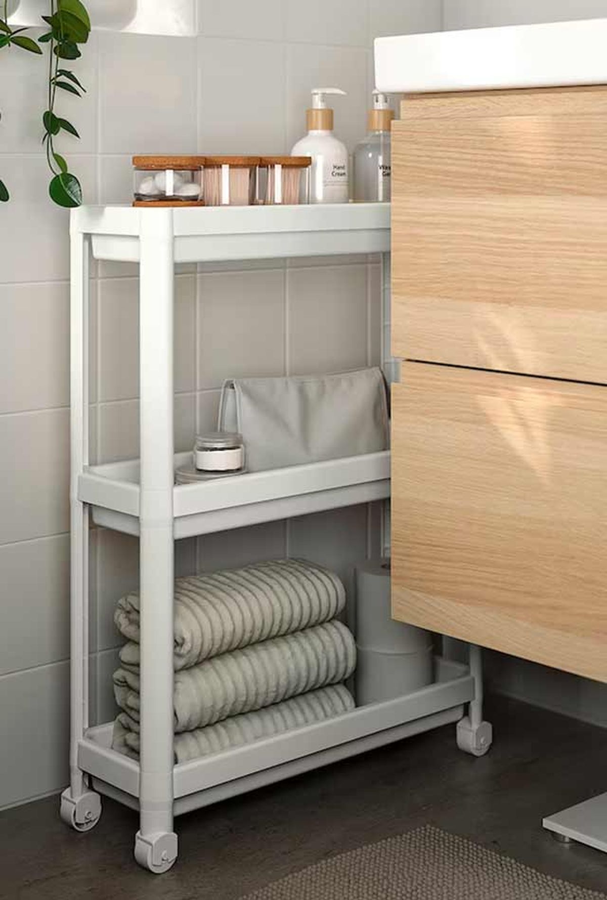 ideas organizar bano pequeno almacenaje vertical