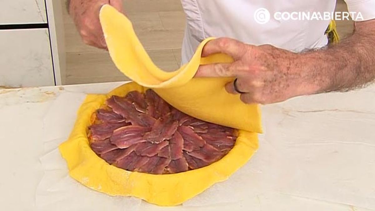 empanada gallega de parrochas receta karlos arguinano karl67680320 paso5